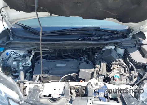 2016 Honda Cr-V Touring z USA, uszkodzony, nr VIN 5J6RM4H95GL118070